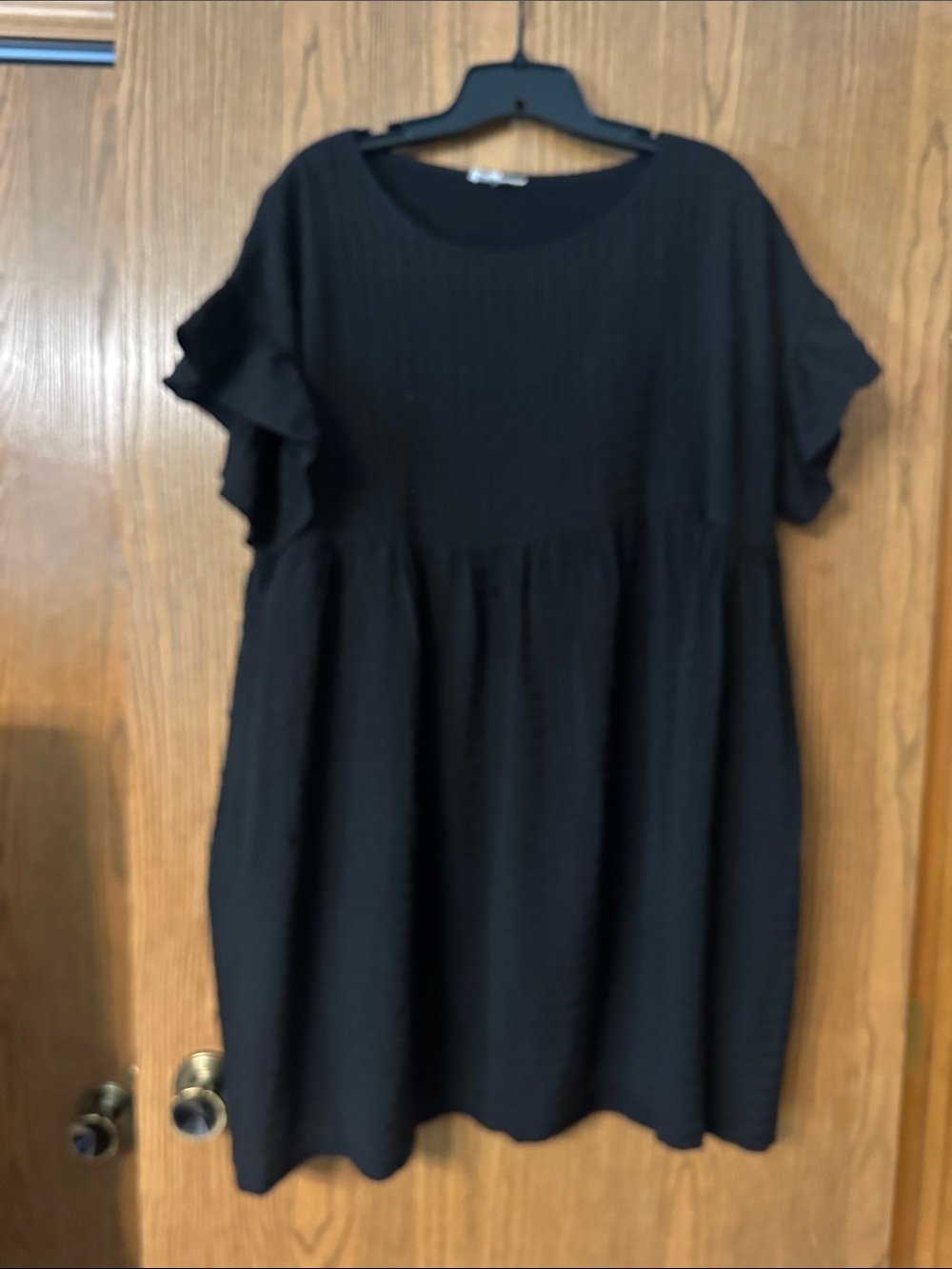 Entro black dress size large